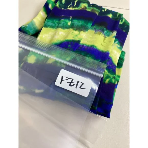 Susan Graver Women Top size Large Liquid knit V-Neck Watercolor 3/4 Sleeve Artsy - Picture 7 of 12